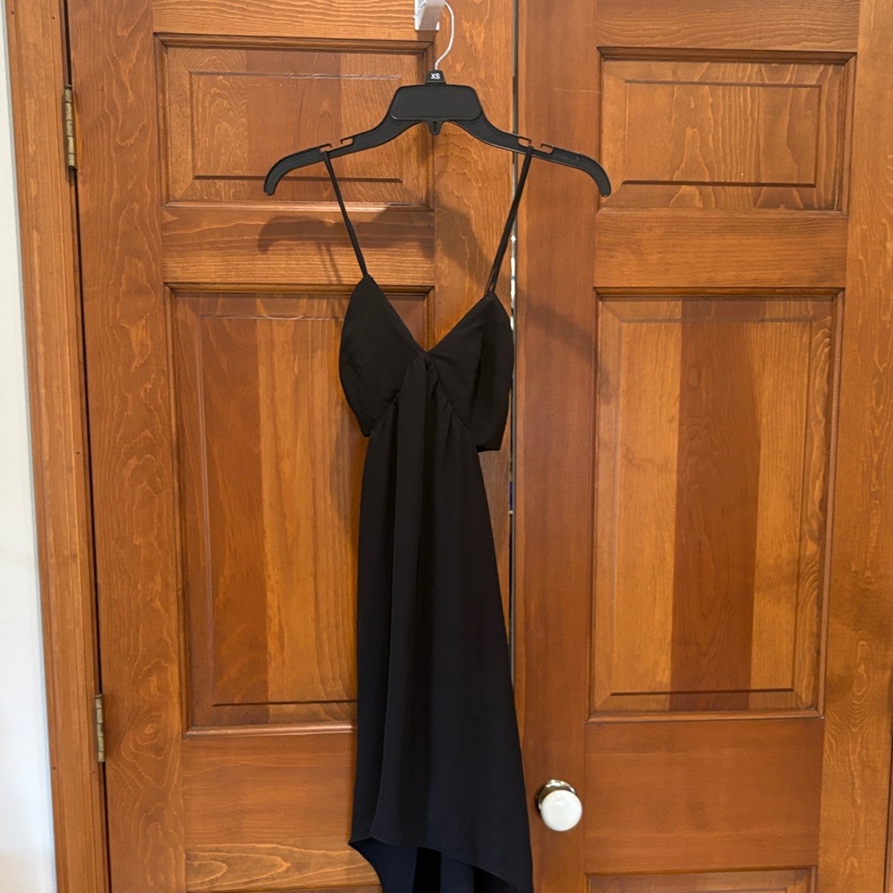 EXPRESS Gorgeous black open back dress size 6